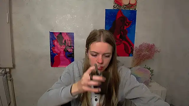 AliceFlirtt  online show from October 21, 2025, 8:25 am