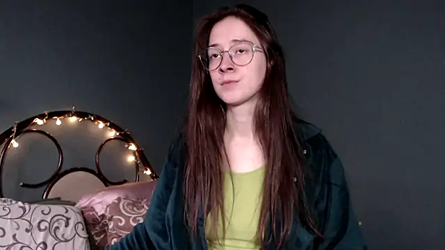 wow  kelly online show from October 3, 2025, 2:18 pm