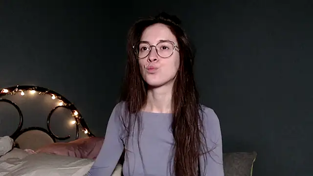 wow  kelly online show from November 8, 2025, 3:04 pm