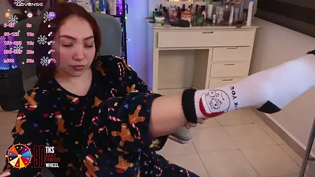 LilyVelvett online show from December 16, 2025, 3:33 am