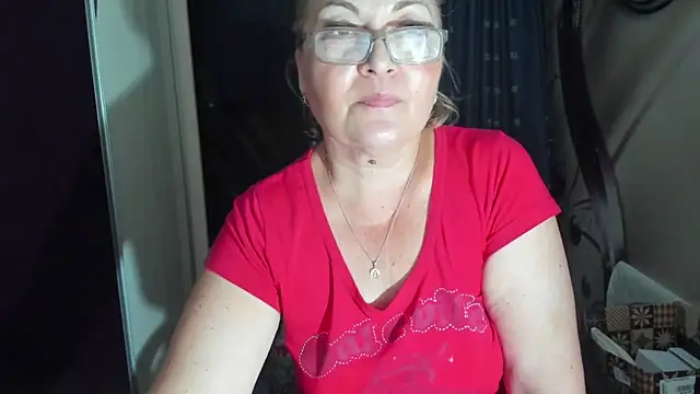 IryshAlice online show from June 16, 2026, 7:14 pm