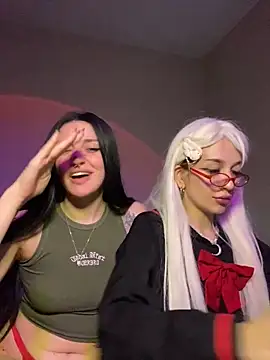 Dooubletroublee online show from March 1, 2025, 2:26 am