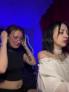 Dooubletroublee online show from March 15, 2026, 1:45 am