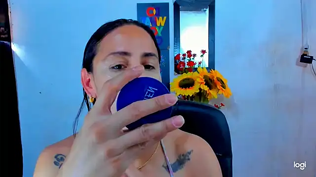 Snapshot of juanblakbigcock chatting on June 4, 2026, 3:28 pm juanblakbigcock online show from June 4, 2026, 3:28 pm