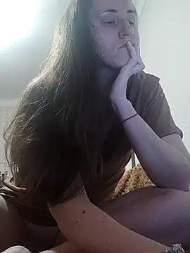 emeli moon online show from March 16, 2025, 2:10 am