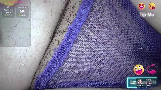white sexy  online show from April 27, 2026, 10:30 pm