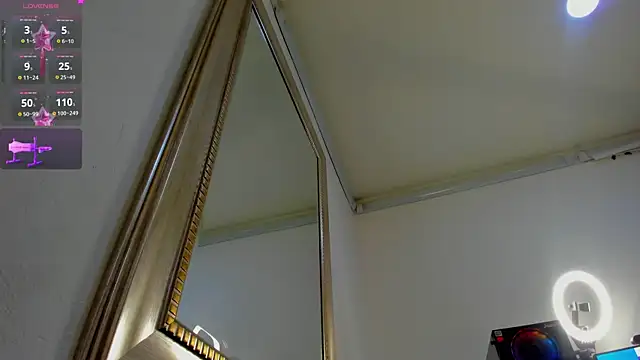 Abigail Girl   online show from December 21, 2025, 5:03 pm