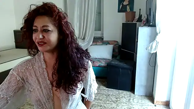 danasantoreal online show from July 18, 2026, 7:50 am