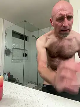 El Gizmo online show from September 22, 2025, 6:08 am