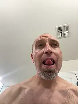 El Gizmo online show from November 20, 2025, 7:53 am