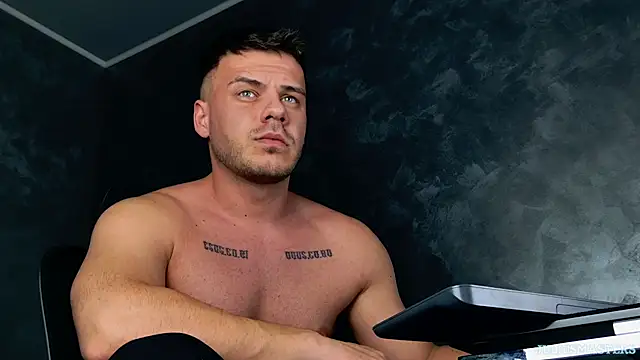 Snapshot of juliusmasters chatting on February 7, 2026, 12:18 am juliusmasters online show from February 7, 2026, 12:18 am