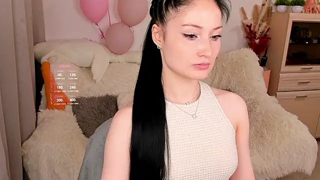 LisaMooore online show from March 11, 2026, 8:03 pm