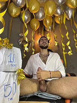 Mr WhiteCock online show from July 4, 2026, 5:28 pm