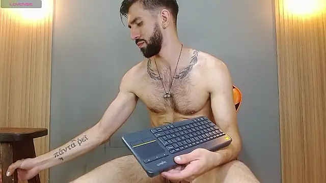 Snapshot of Mr_WhiteCock chatting on March 8, 2026, 5:00 am Mr WhiteCock online show from March 8, 2026, 5:00 am