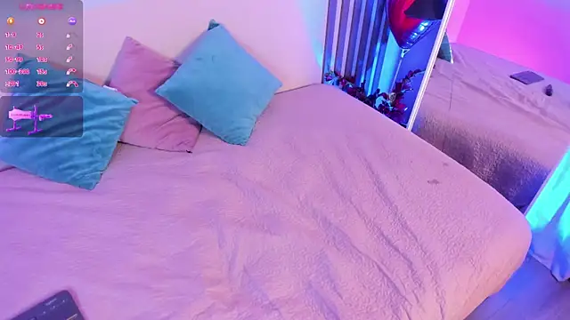 charloottee 1 online show from February 26, 2025, 6:51 am