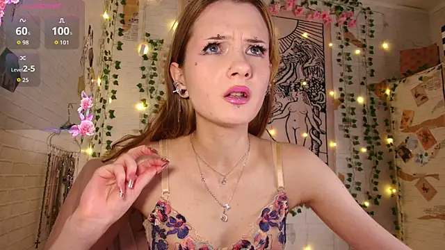 summerhazeee online show from November 2, 2025, 5:29 pm