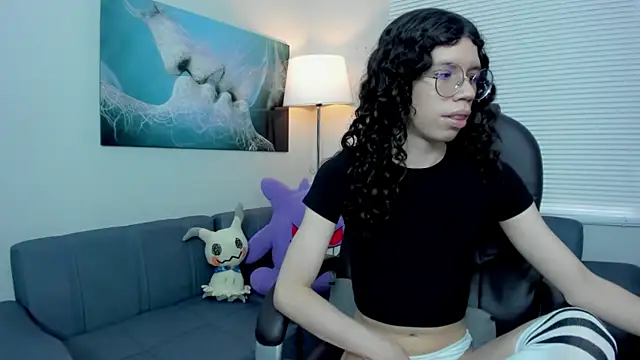 Angel Dust18 online show from October 24, 2025, 2:27 pm