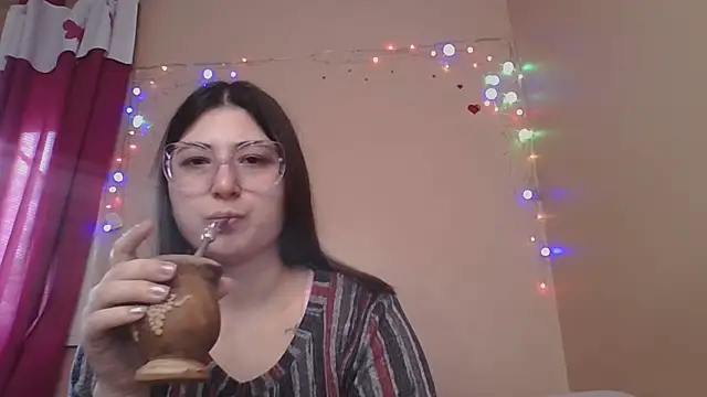 imsohornydacom online show from June 13, 2026, 4:49 pm