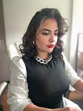 sukhakunis1 online show from September 8, 2025, 3:55 pm