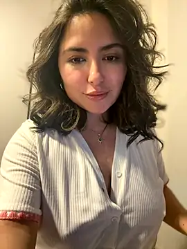 sukhakunis1 online show from October 25, 2025, 10:54 pm