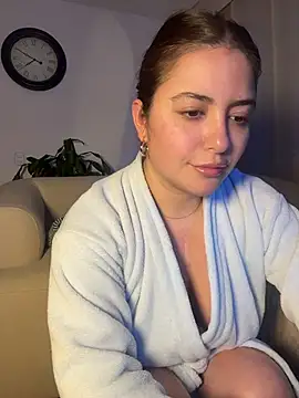 Snapshot of sukhakunis1 chatting on June 18, 2026, 12:53 am sukhakunis1 online show from June 18, 2026, 12:53 am