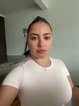 Snapshot of sukhakunis1 chatting on July 24, 2026, 2:13 pm sukhakunis1 online show from July 24, 2026, 2:13 pm