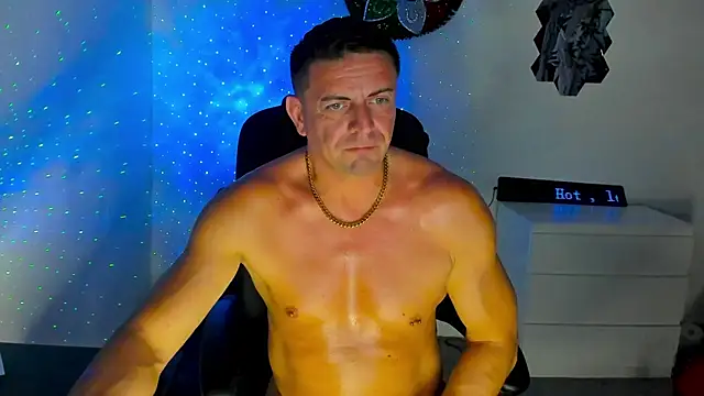 petr37pol online show from June 1, 2026, 10:09 pm
