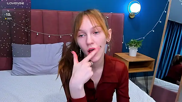 VanillaKelly online show from February 5, 2025, 3:55 am