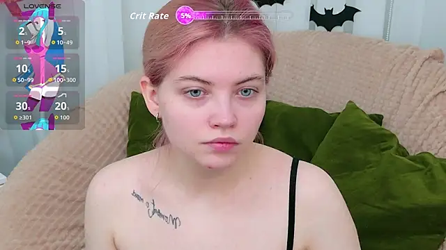 Lisa Adam online show from October 21, 2025, 5:01 pm