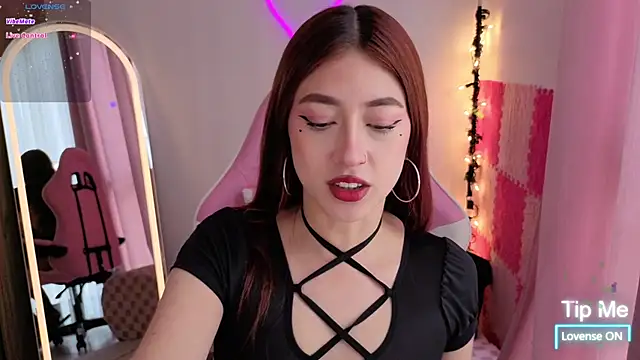 violet ch online show from September 20, 2025, 6:35 pm