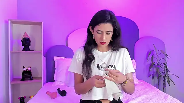 SophieGomez22 online show from February 19, 2026, 11:29 am