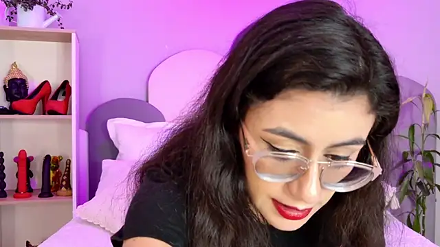 SophieGomez22 online show from July 29, 2026, 11:42 am
