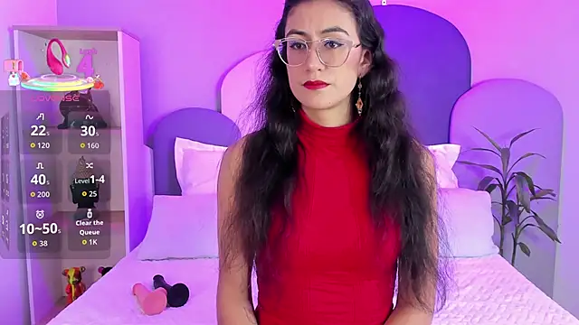 SophieGomez22 online show from November 20, 2025, 11:33 am