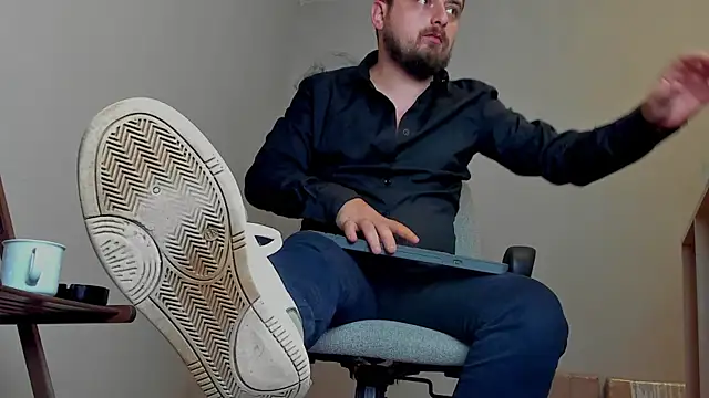 Master Mark Wayne online show from November 21, 2025, 7:24 pm