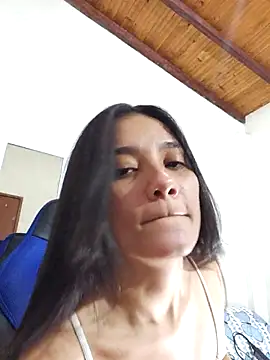 Snapshot of anny_vittar chatting on October 21, 2025, 4:45 am anny vittar online show from October 21, 2025, 4:45 am