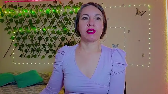 Lady breaks hearts online show from October 23, 2025, 10:36 am