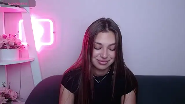 MilanaAngelAs online show from July 31, 2026, 4:34 am