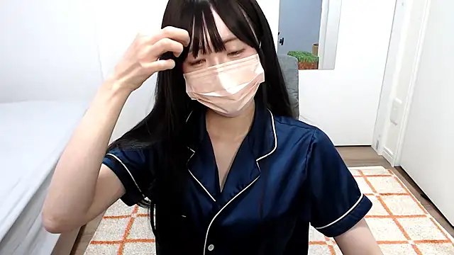  mi tsu ki  online show from February 22, 2025, 10:09 pm