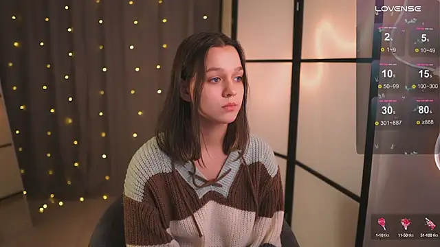 Snapshot of Addelin_Moon chatting on February 26, 2025, 8:28 am Addelin Moon online show from February 26, 2025, 8:28 am