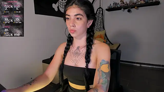 Nina-monroe online show from June 17, 2026, 11:03 pm