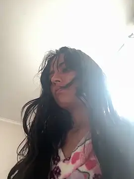ViolettaSummer online show from May 4, 2026, 4:10 pm
