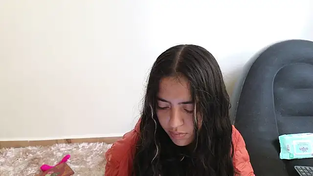 ViolettaSummer online show from March 20, 2025, 12:00 pm