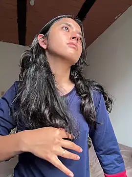 ViolettaSummer online show from March 3, 2026, 9:33 pm