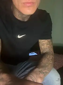 Snapshot of Papinine6 chatting on September 24, 2025, 7:48 am Papinine6 online show from September 24, 2025, 7:48 am