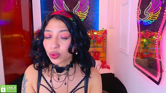 REDHOTTER  online show from July 25, 2026, 7:53 pm