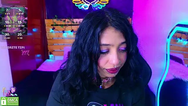 REDHOTTER  online show from June 16, 2026, 8:20 pm