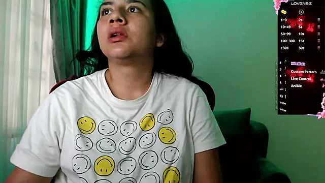 Lexyevans online show from February 13, 2025, 7:21 pm