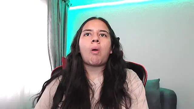 Lexyevans online show from January 27, 2025, 8:07 pm