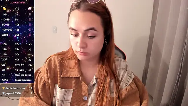 maryluna95 online show from October 30, 2025, 2:54 am