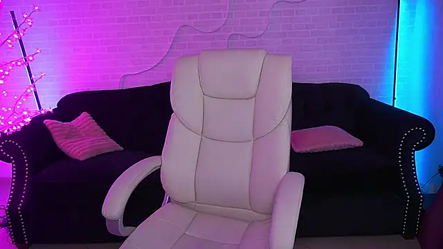 CoolTatis online show from March 10, 2026, 6:50 am